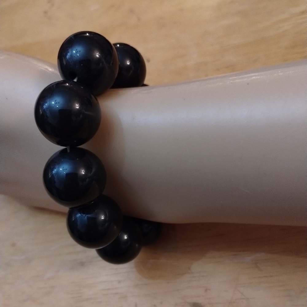 Beautiful women's ball beaded stretchy bracelet jewelry - Picture 2 of 4